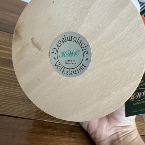 KWO Santa Gifts German Smoker Echtheitszertifikat W Certificate Of Authenticity - Picture 5 of 11